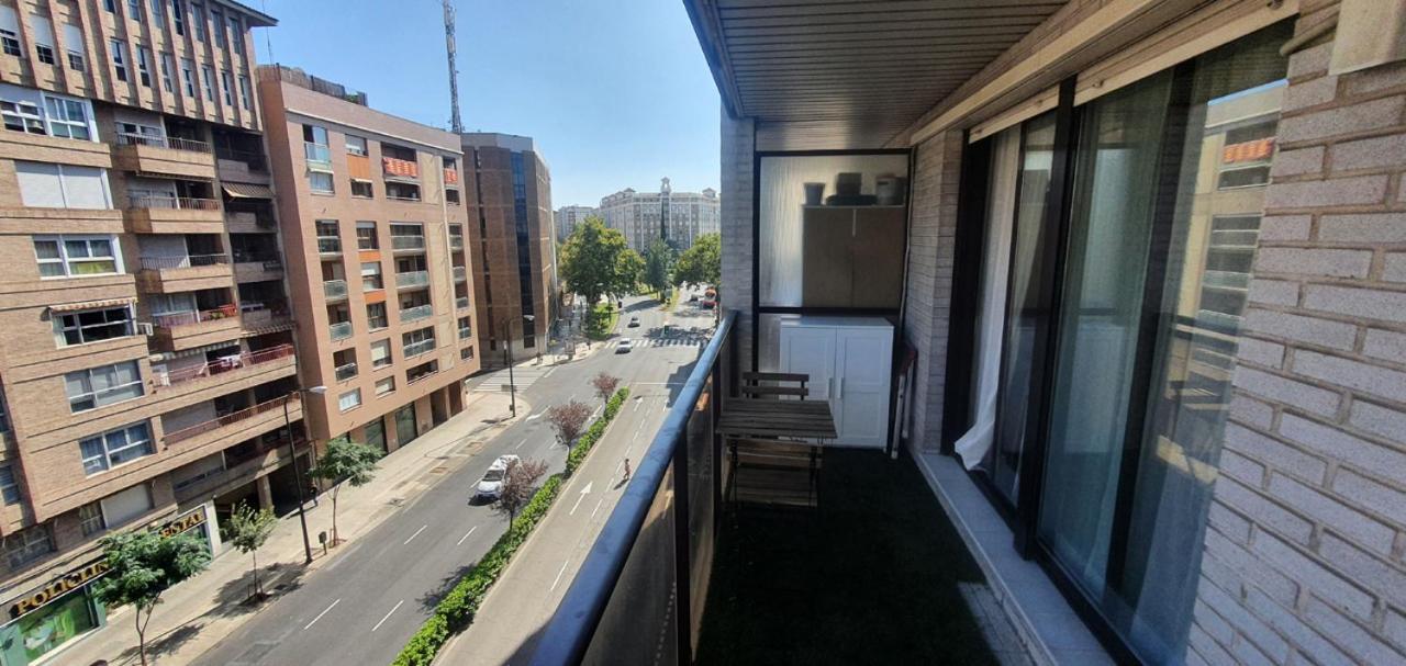 Apartamenticos Studio 75 Zaragoza Exterior photo